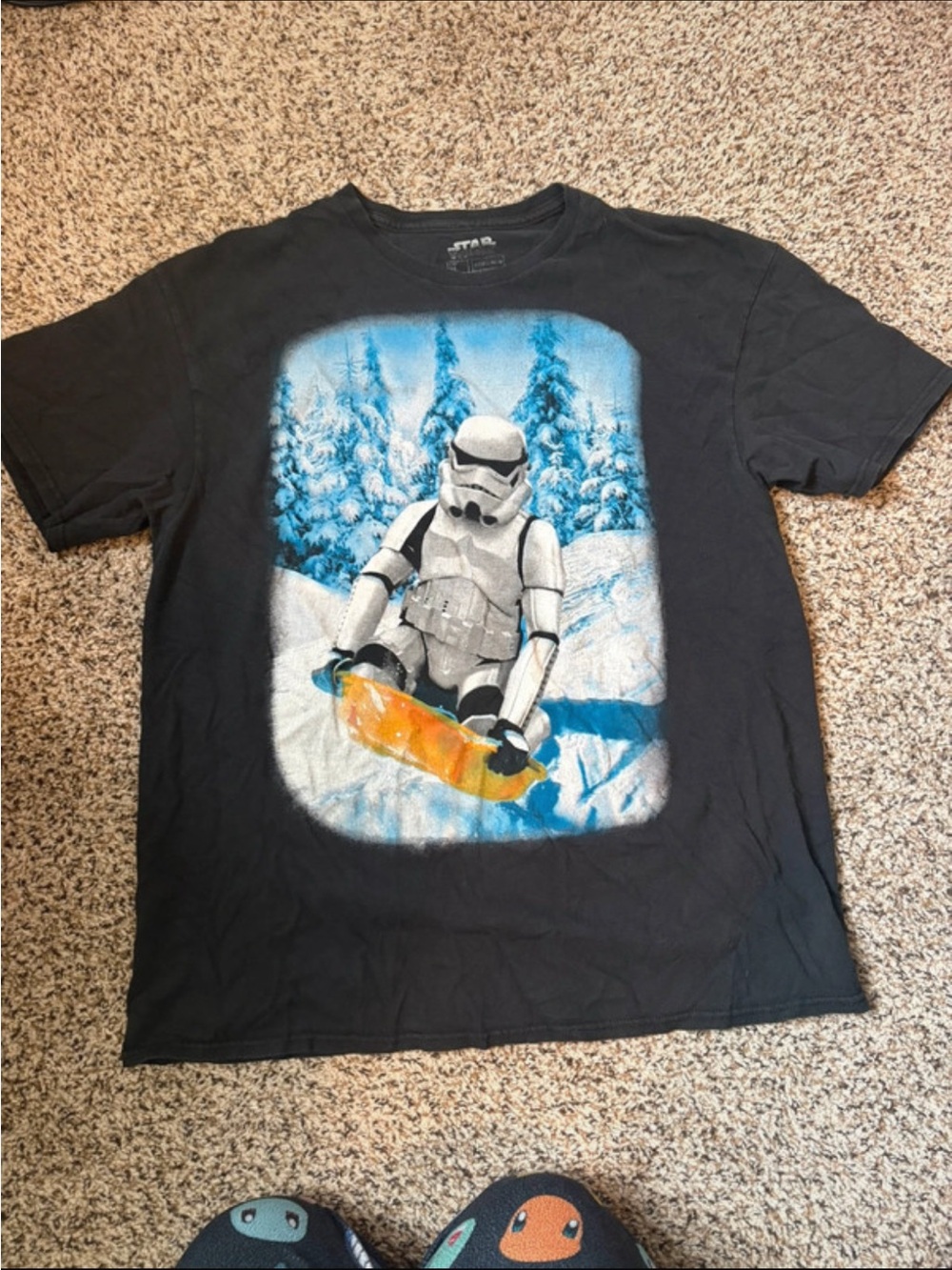 Star Wars Storm Trooper Sledding XL Graphic T-Shirt